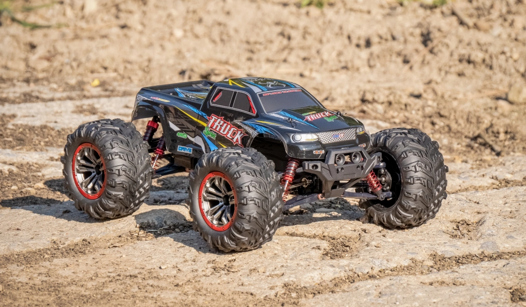 Recenze RC auta Monster truck XLH 9125