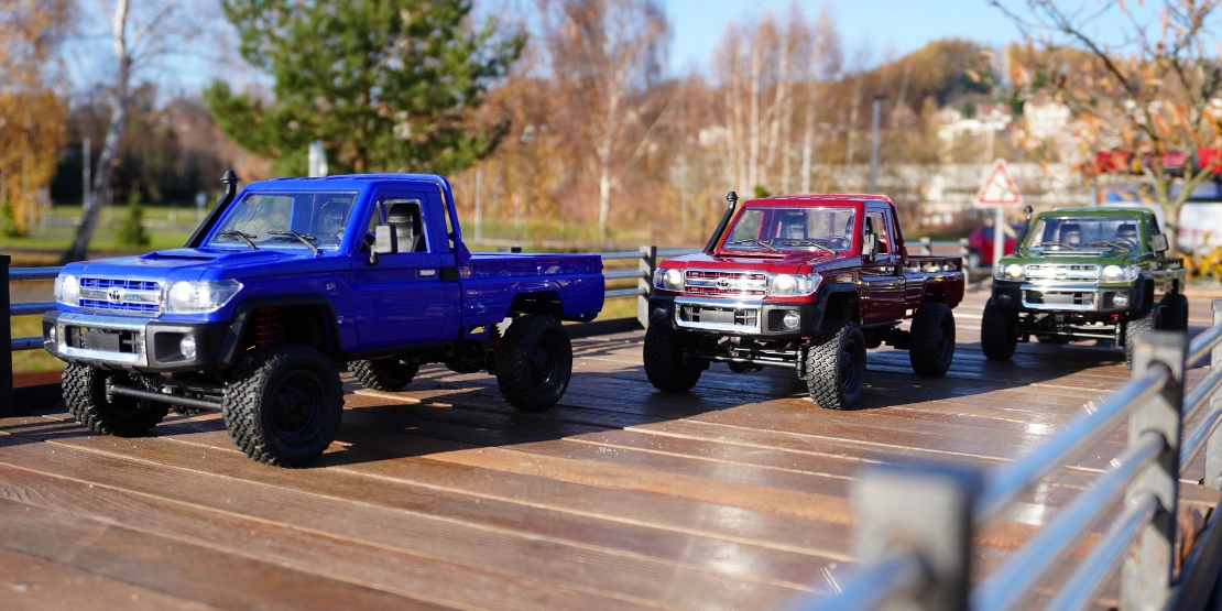 RC auto Land Cruiser Toyota