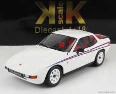 Porsche 924 Martini Livery 1985 v mierke 1:18 bielo-červeno-modrá