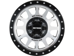 Kotúč Pro-Line 2,9" 1:6 Metóda 305 +2 Offset silver (2): SCX6