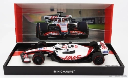 Minichamps Haas F1 Vf-22 Ferrari Team Haas N 20 5th Bahrain Gp 2022 Kevin Magnussen 1:18 Biela čierna červená