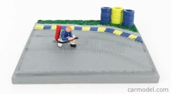Edicola Diorama Soccorritore Stradale Pista - Hasičský závod 1:43 Šedá modrá žltá