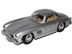 Bburago Mercedes-Benz 300 SL 1954 1:24 strieborná
