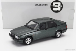 Triple9 Alfa romeo 75 1988 1:18 Šedozelená