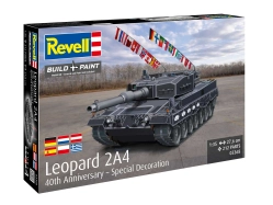 Plastic ModelKit tank 03368 - Leopard 2A4 - Special Decoration 40th Anniversary (1:35)