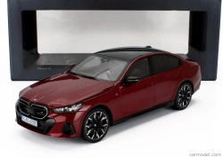 Minichamps BMW radu 5 I5 M50 (g60) 2023 1:18 Rosso Fuoco - červená met.
