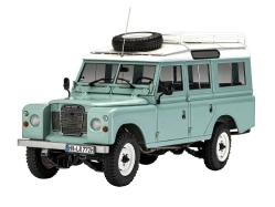 Revell Land Rover Series III (1:24) (sada)