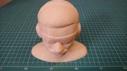 Pilot výška 12cm PLA béžový