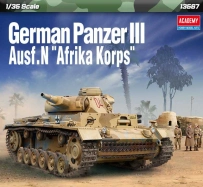 Model Kit tank 13567 - Panzer III Ausf.N. Afrika Korps (1:35)