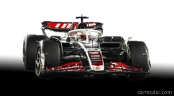 Spark-model Haas F1  Fw24 Team Moneygram Haas N 20 Season 2024 Kevin Magnussen 1:18 Černá Bílá