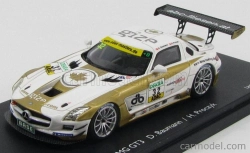Schuco Mercedes benz Sls Coupe 6.3 Amg Gt3 (c197) N 32 Adac Masters Gt 2012 D.baumann - H.proczyk 1:43 Bílé Zlato
