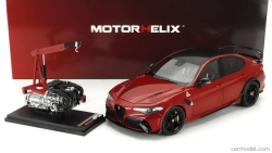 Motorhelix Alfa romeo Giulia Gtam s motorom a príslušenstvom 2021 1:18 Red Met