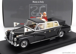 BAZAR-Rio-models Mercedes benz 300d Limousine Semiconvertible 1960 - With Driver And Pope Figure - Papa Giovanni Xxiii 1:43 Black