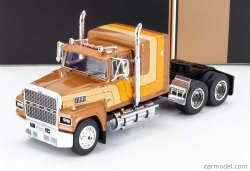 Ixo-models Ford usa Ltl 900 Tractor Truck 3-axis 1978 1:64 Brown Met