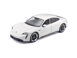 Bburago Porsche Taycan Turbo S 2019 Carrara 1:24 biela
