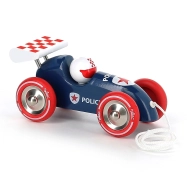 Vilac ťahanie pretekárskeho auta s policajným krídlom