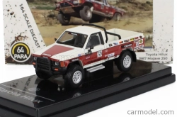 Paragon-models Toyota Hilux Pick-up Racing Lhd 1985 1:64 Biela červená