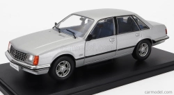 Edicola Opel Senator 3.0 1978 1:24 strieborná