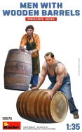 Miniart Figúrky Muži s drevenými sudmi 1:35 /