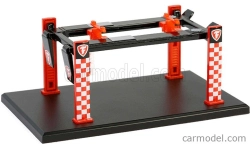 Greenlight Accessories Firestone Garage Set Officina - Ponte Sollevatore Auto - Four Post Lift 1:64 Červená Bílá