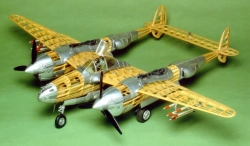 P-38 Lightning 1:16 (1016 mm)