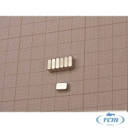 20896 Neodymový štvorcový magnet 8x4x3mm vypínacia sila 13,8N