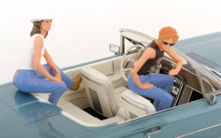 Kk-scale Figures Set 2x Girl- Car Not Included 1:18 Různé