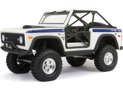 RC auto Axial SCX10 III Early Ford Bronco 4WD 1:10, biele