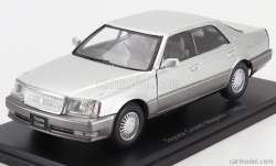 Edicola Toyota Crown Majesta 1995 1:24 Strieborná