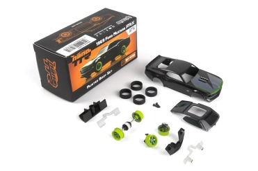 nano-TTR 1969 Ford Mustang RTR-X nalakovaná karoserie