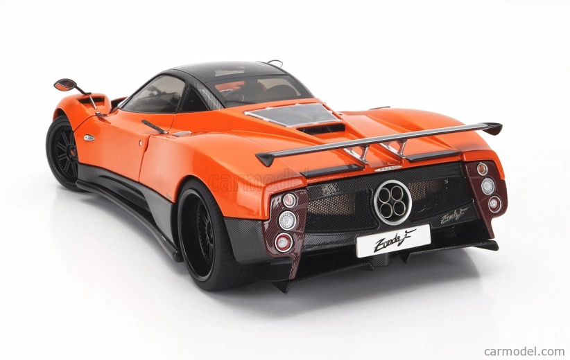 Takmer skutočný Pagani Zonda F 2005 1:18 Orange