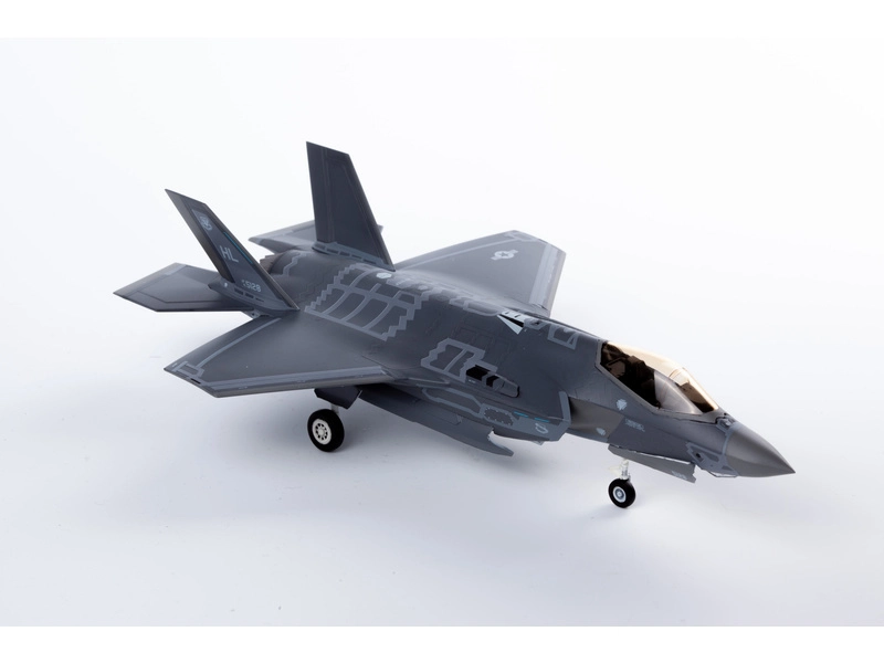 Academy Lockheed F-35A Seven Nation Air Force MCP (1:72)