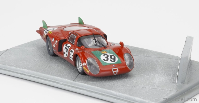 Best-model Alfa romeo Diorama T33.2 Team Autodelta Spa N 39 24h Le Mans 1968 Ignazio Giunti - Giovanni Galli 1:43 Red