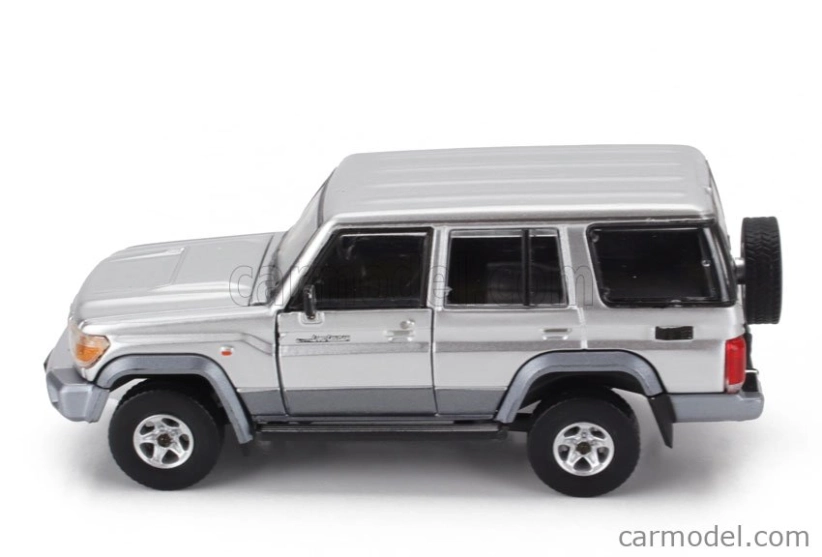 Bm-creations Toyota Land Cruiser Lc76 Rhd 2014 1:64 Silver