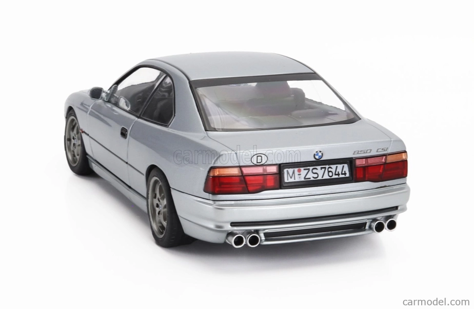 Solido BMW radu 8 850 Csi (e31) Coupe 1992 1:18 Strieborná