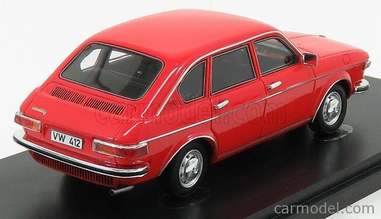 Autocult Volkswagen 412le Limousine 1972 1:43 Červená