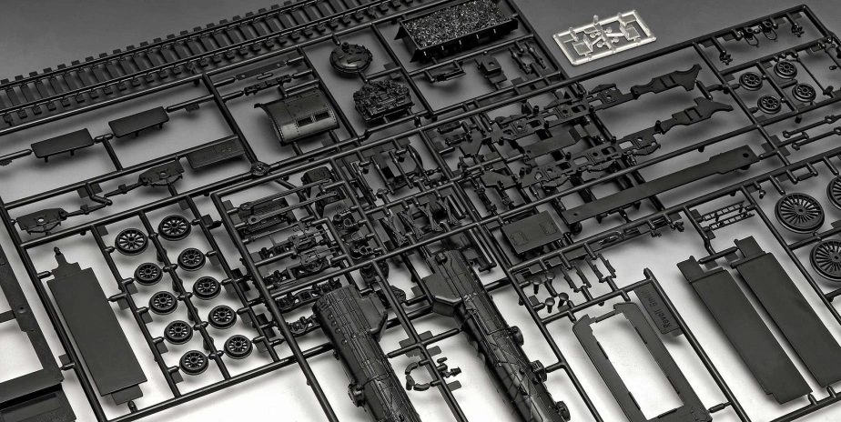 Lokomotíva Revell DRG triedy 03 s tendrom (1:87)