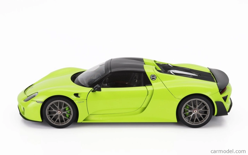 Autoart Porsche 918 Spyder Weissach Package 2013 1:18 Acide Green