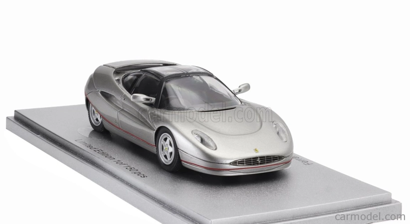 Kess-model Ferrari F90 Pininfarina 1988 - Osobné auto Brunejského sultána 1:43 Strieborná