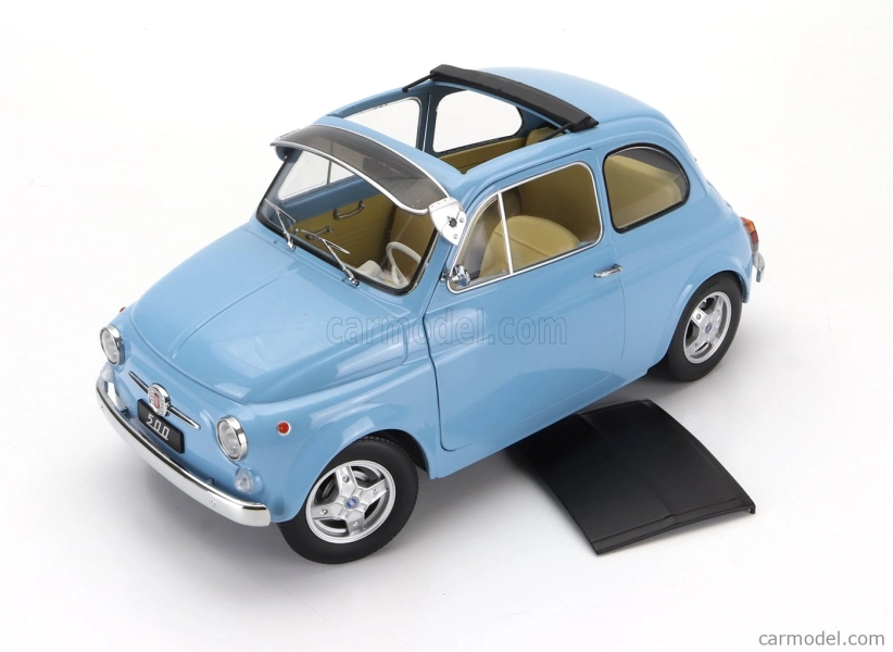 Fiat 500 F Custom s diskami Abarth 1968 v mierke 1:12 svetlo modrá