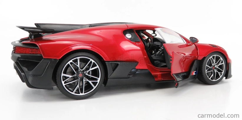 Bburago Bugatti Divo 1:18 červená