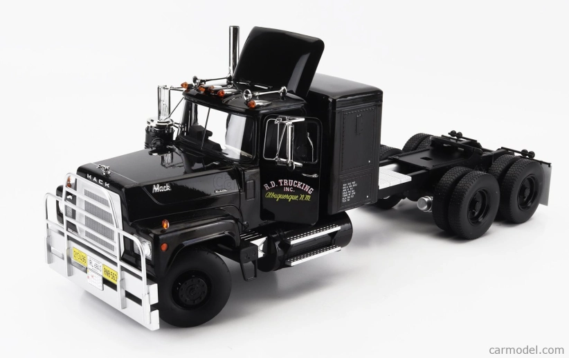 Road-kings Mack Rl700l Tractor Truck 3-assi 1974 1:18 Black | RCprofi.cz