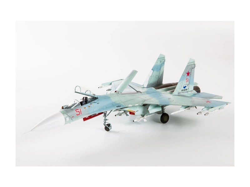 Zvezda Suchoj SU-27SM (1:72)