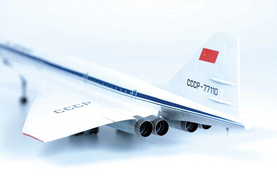 Zvezda Tupolev Tu-144 Soviet Supersonic Military Airliner 1968 1:144 /