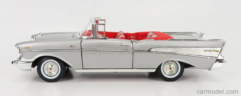 Autoworld Chevrolet Bel Air Cabriolet Open 1957 1:18 Silver