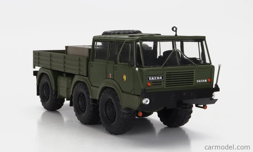Ixo-models Tatra 813 Nva 6x6 Truck Cassonato Double Cabine 3-assi 1968 1:43 Vojenská Zelená