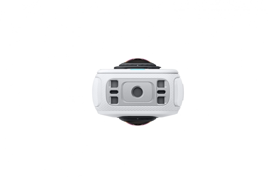 Insta360 X4 Air Starter Bundle (bílá)