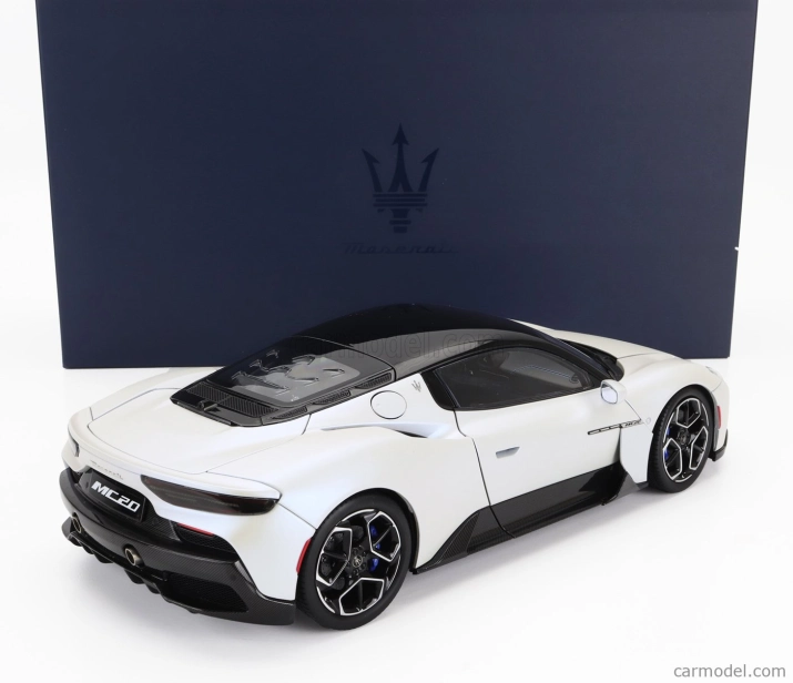 Bbr-models Maserati Mc20 Gloss Black Roof 2020 1:18 Bianco Audace - Biela