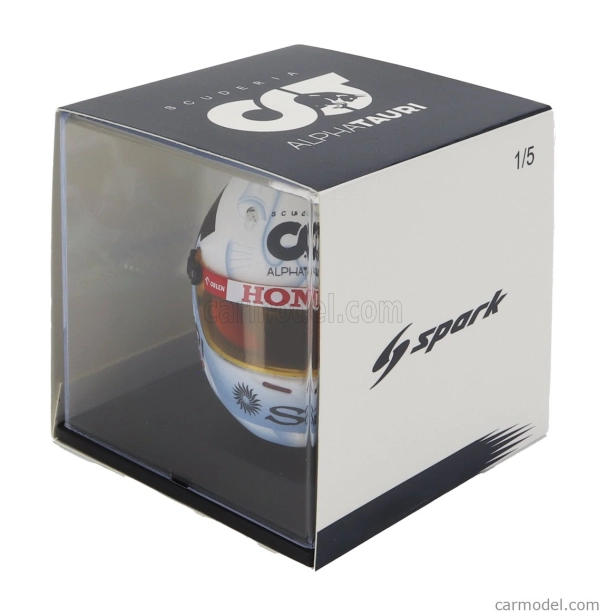 Spark-model Arai helmet F1 Casco Helmet At04 Team Alpha Tauri N 22 Singapore Gp 2023 Yuki Tsunoda 1:5 Bílá Světle Modrá