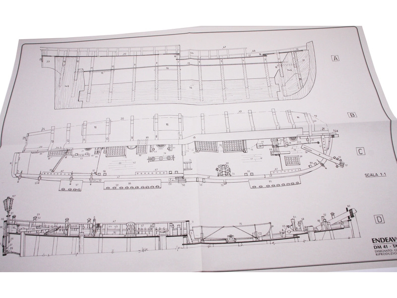 COREL Endeavour 1768 1:60 kit